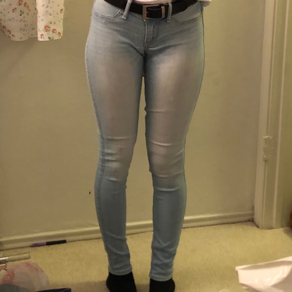 Light Wash Hollister Skinny Jeans